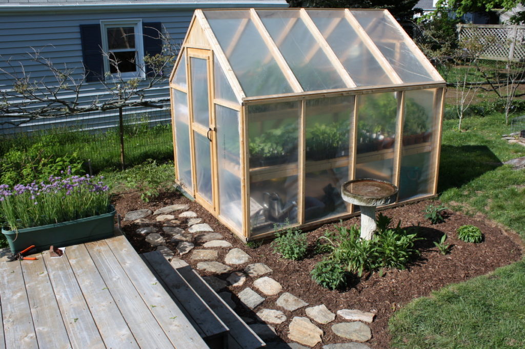  DIY Simple Greenhouse