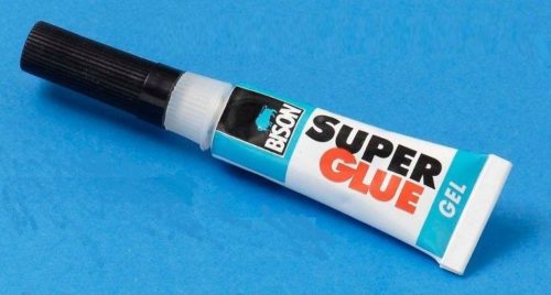 Guide to Using Super Glue for Closing Wounds