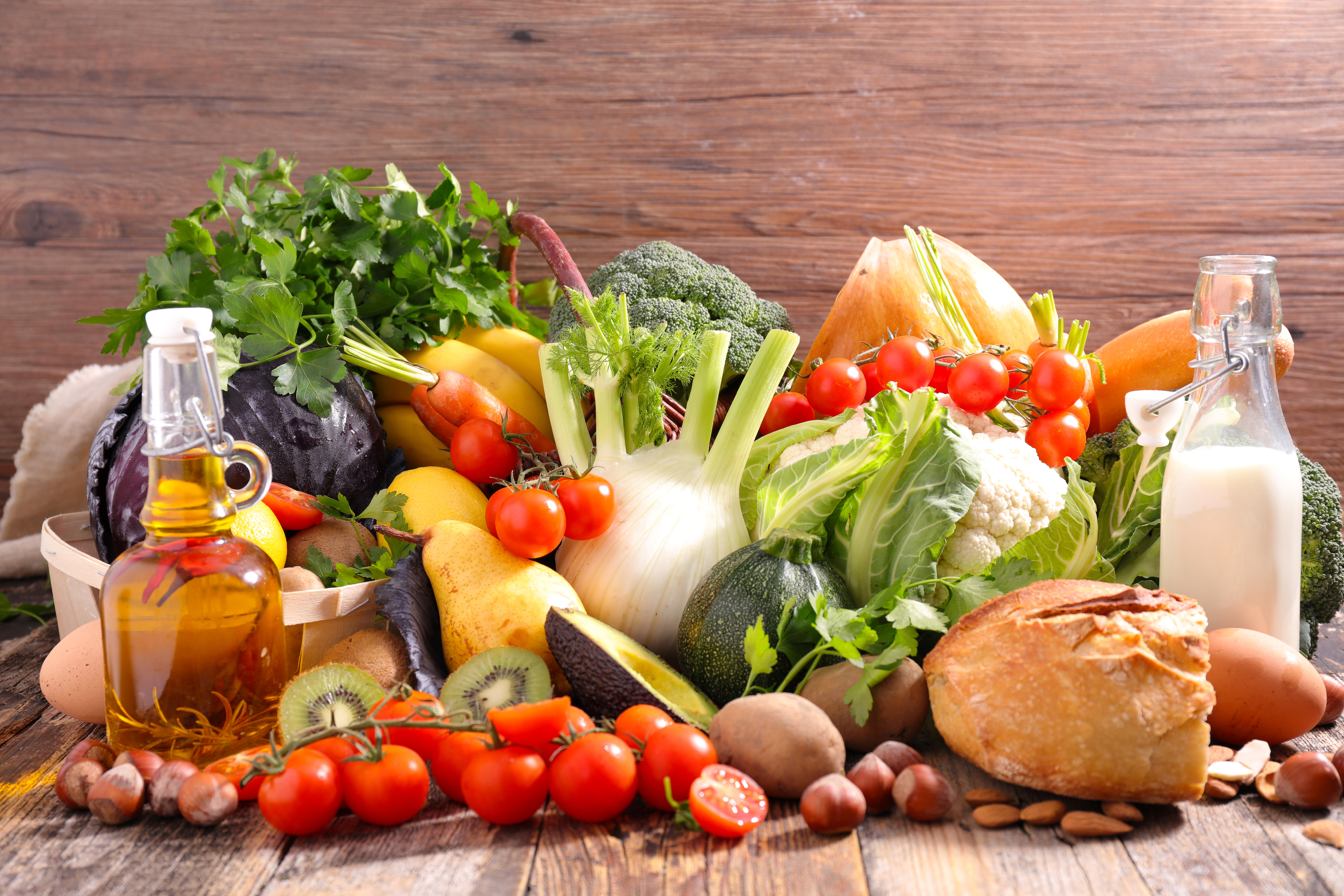 Продукты сбалансированного питания. Продукты питания. Здоровая пища. Еда продукты. Полезные продукты.
